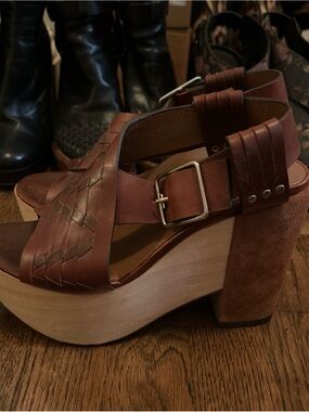 Women’s Brown Woven Leather Platform Sandal with Buckle